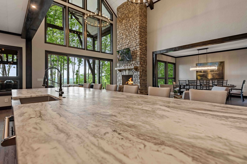 415413 Mineral Bluff Residential