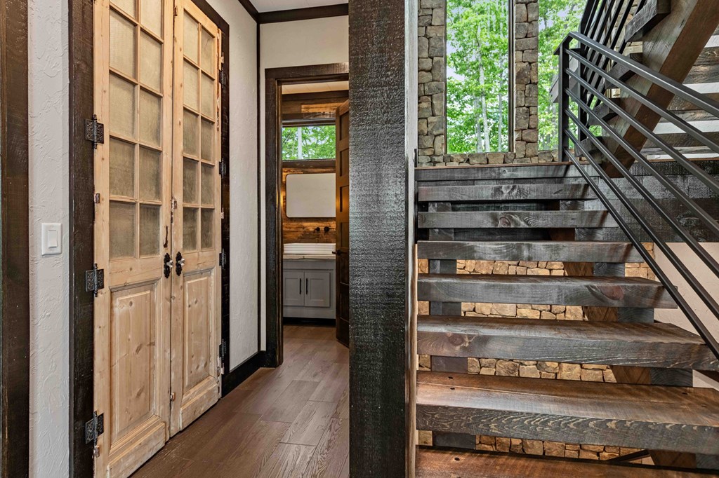 415413 Mineral Bluff Residential