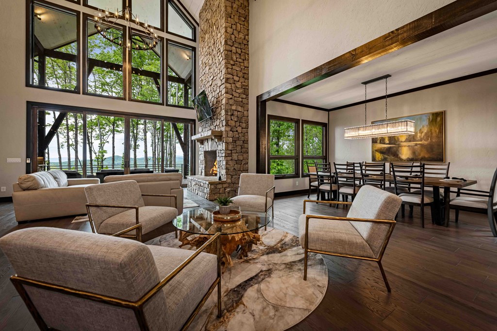 415413 Mineral Bluff Residential