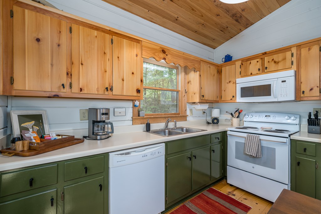 415424 Blue Ridge Residential