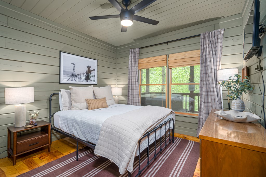 415424 Blue Ridge Residential