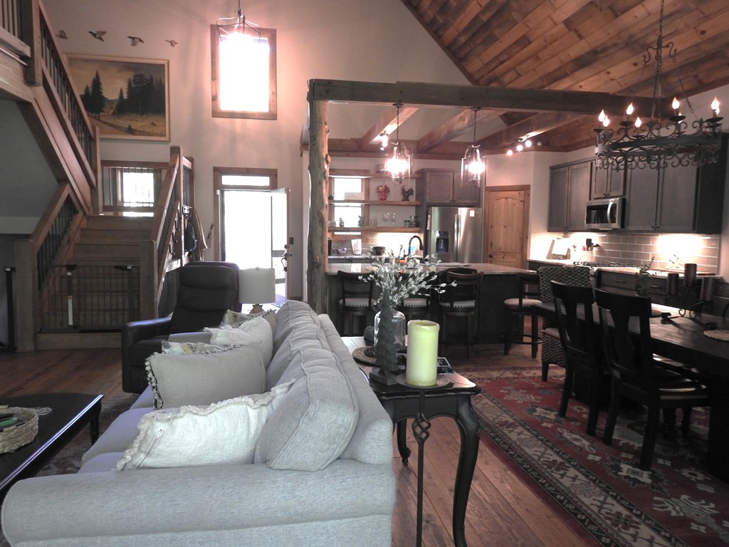 415427 Morganton Residential