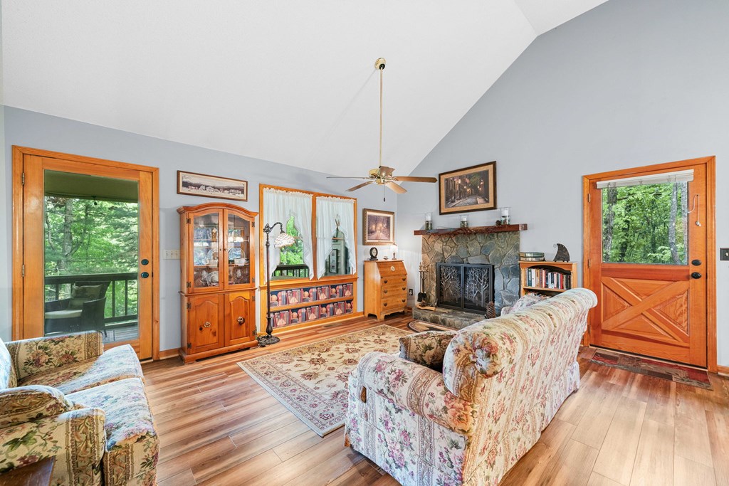 415429 Ellijay Residential