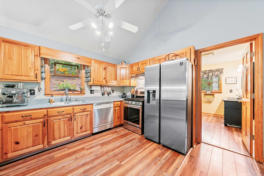 415429 Ellijay Residential
