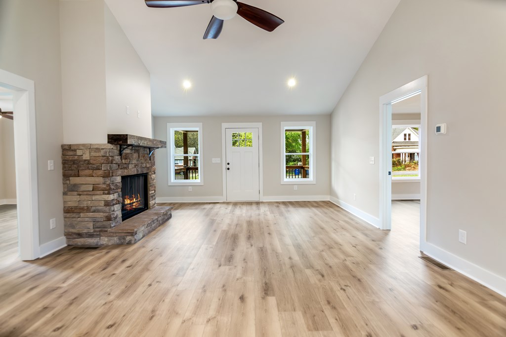 415430 Fairmont Residential