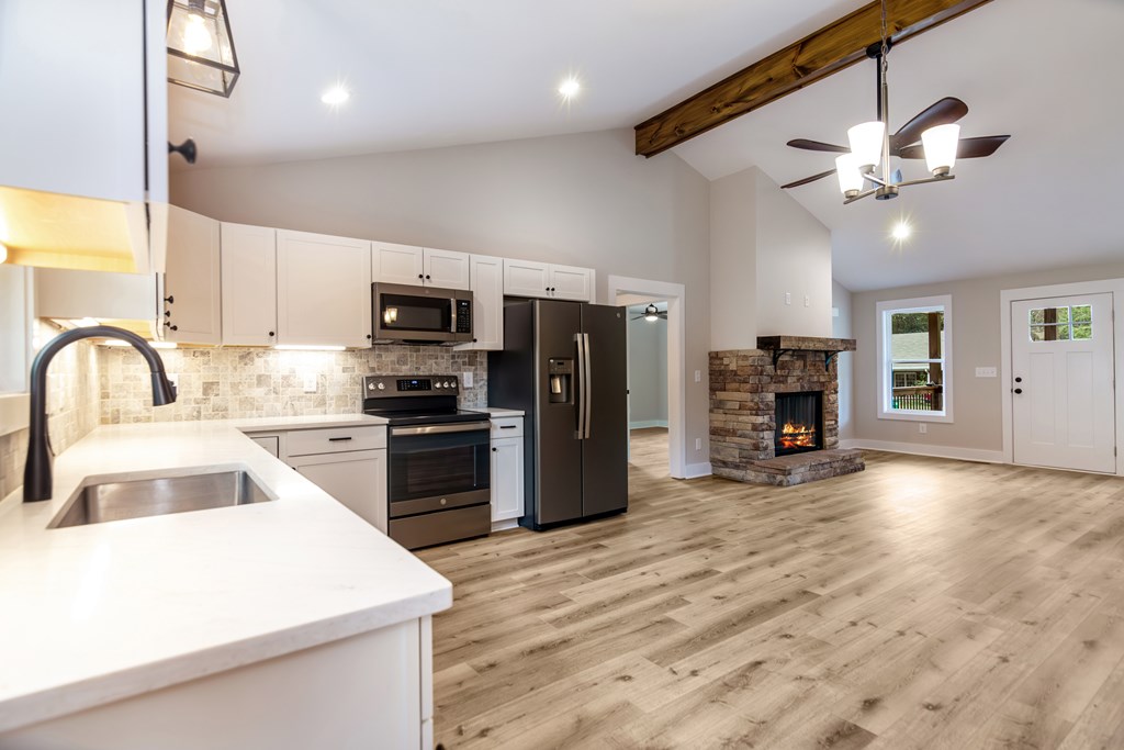415430 Fairmont Residential