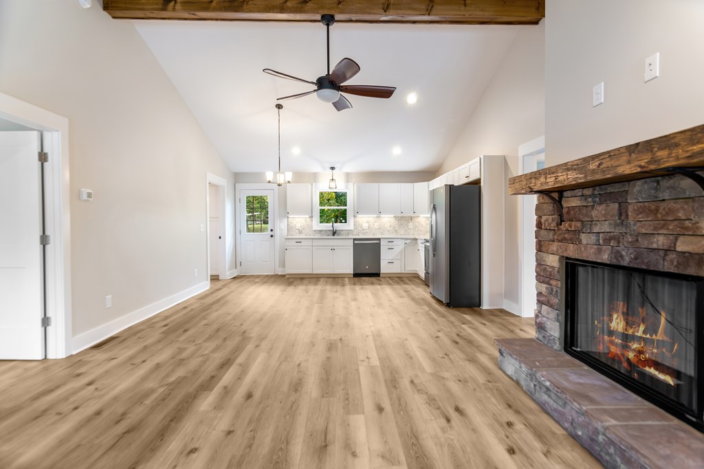 415430 Fairmont Residential