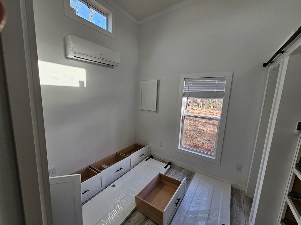 415435 Murphy Residential