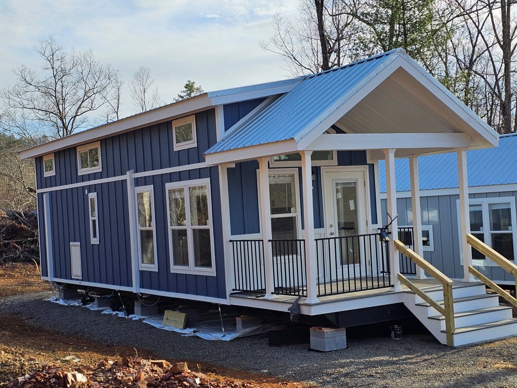 415435 Murphy Residential