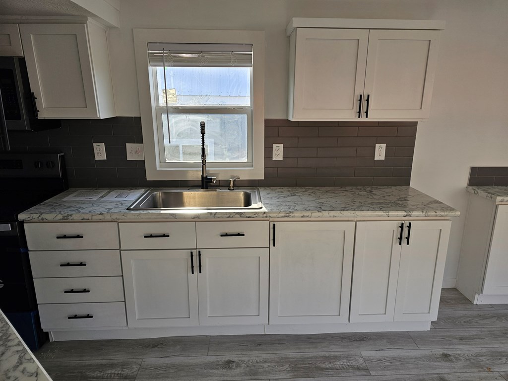 415435 Murphy Residential