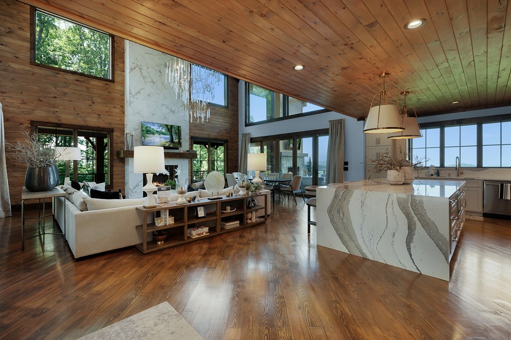 415438 Blue Ridge Residential