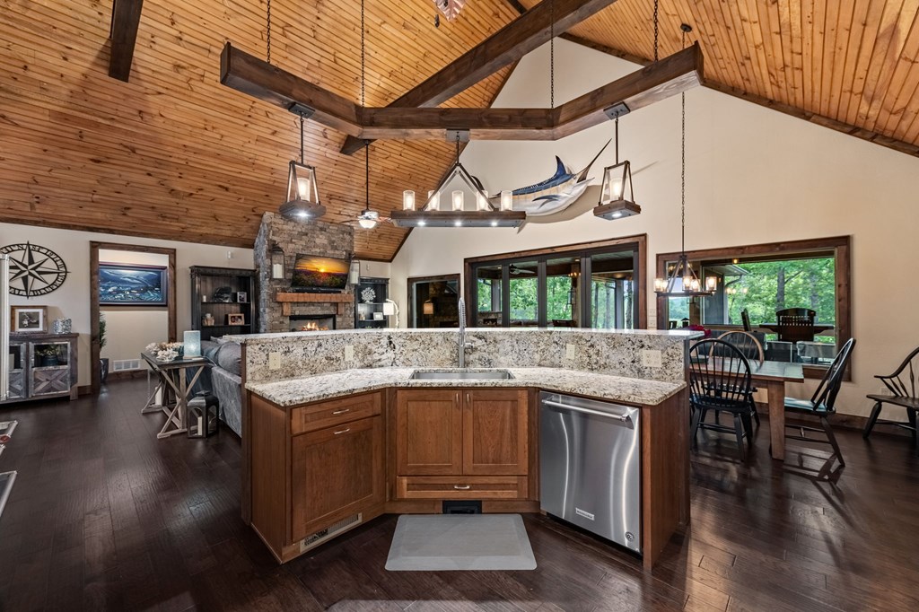 415441 Mineral Bluff Residential