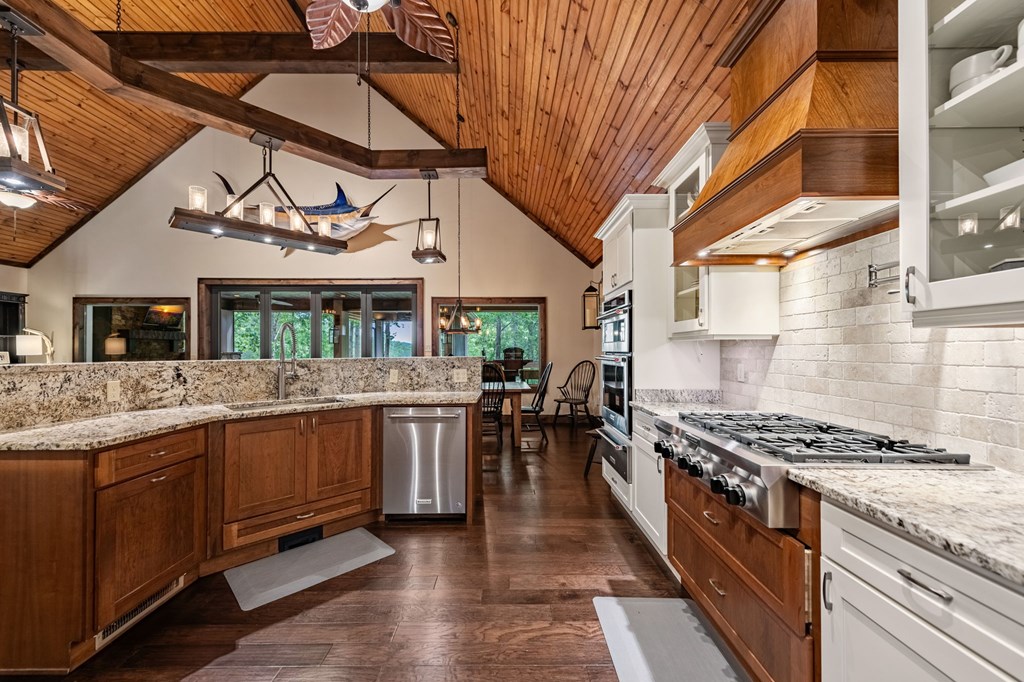 415441 Mineral Bluff Residential