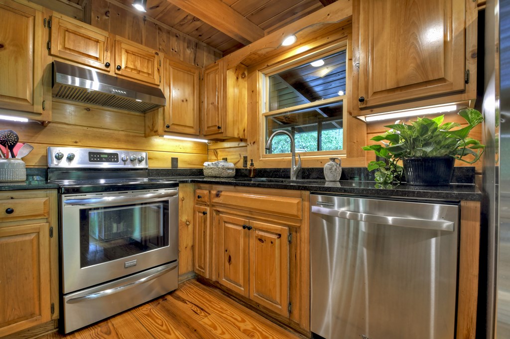 415444 Suches Residential