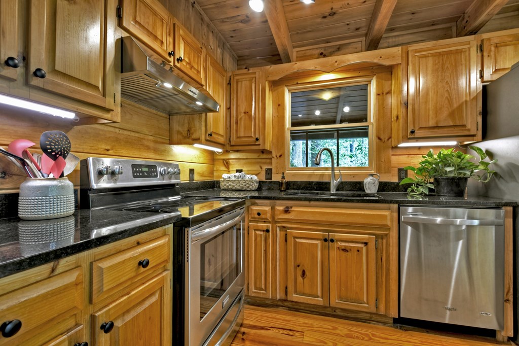 415444 Suches Residential