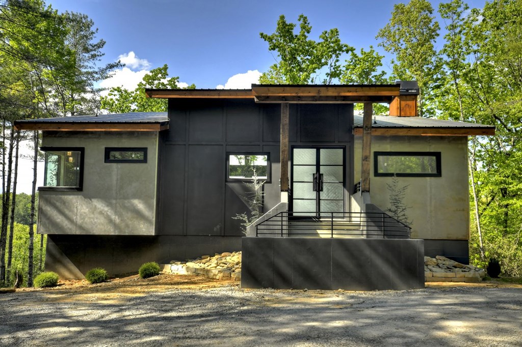 415445 Mineral Bluff Residential
