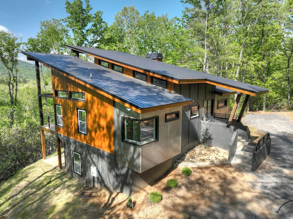415445 Mineral Bluff Residential