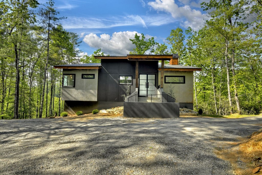 415445 Mineral Bluff Residential
