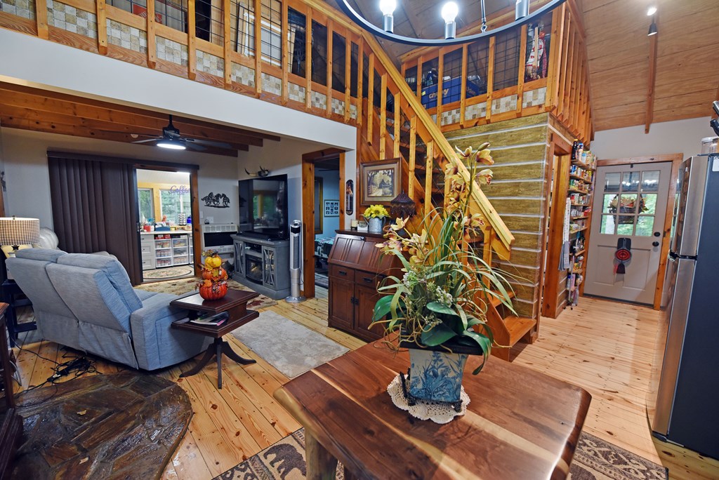 415446 Suches Residential