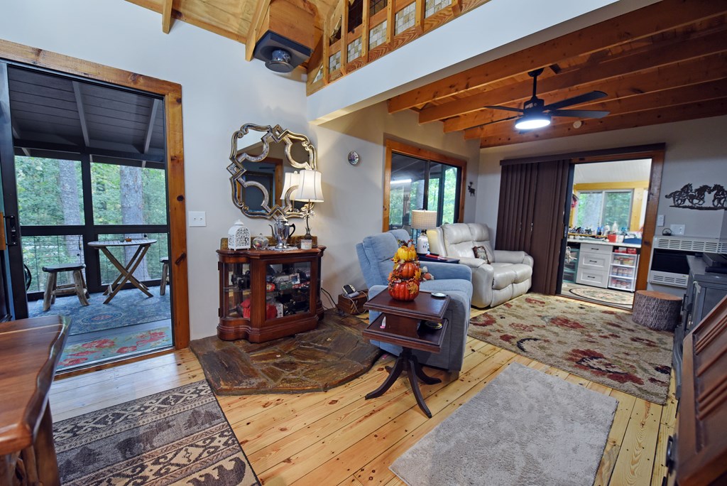 415446 Suches Residential