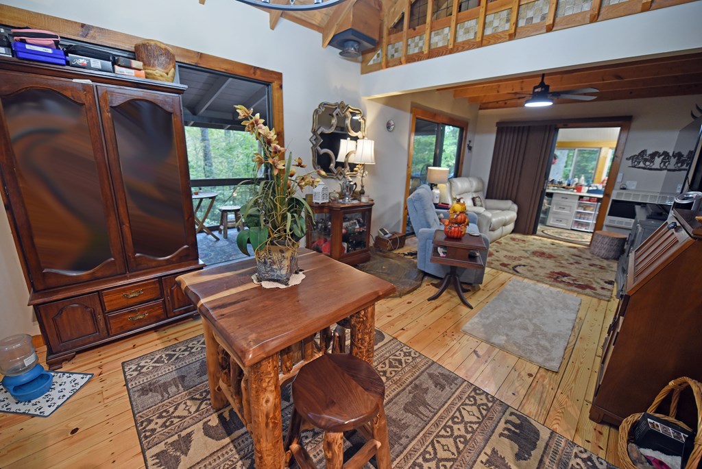 415446 Suches Residential