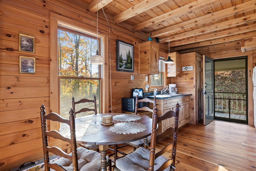 415448 Suches Residential