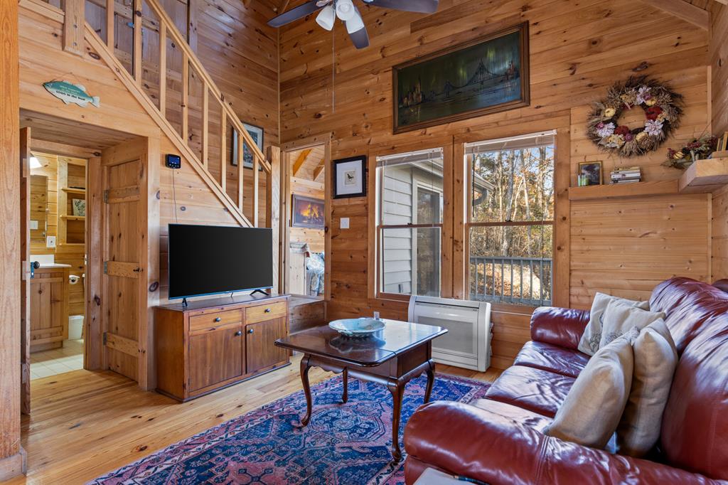 415448 Suches Residential