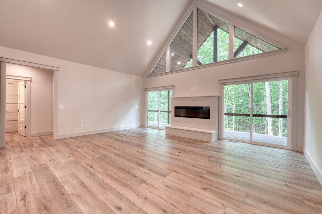 415457 Hiawassee Residential