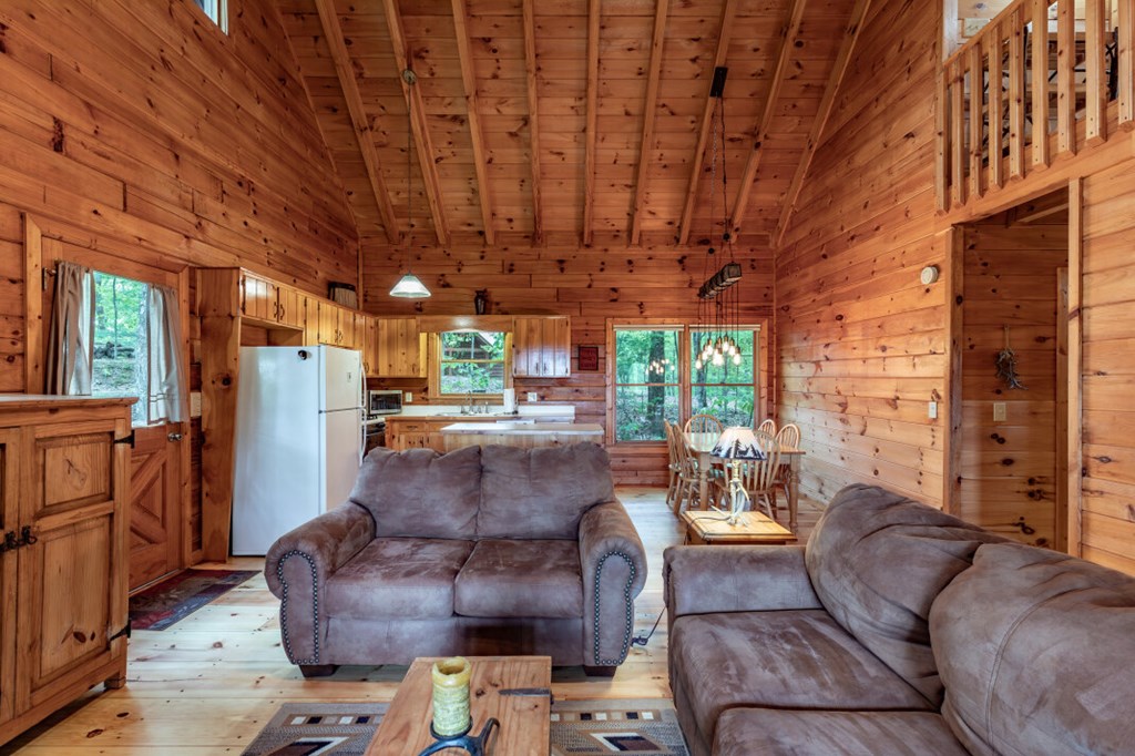 415459 Cherry Log Residential