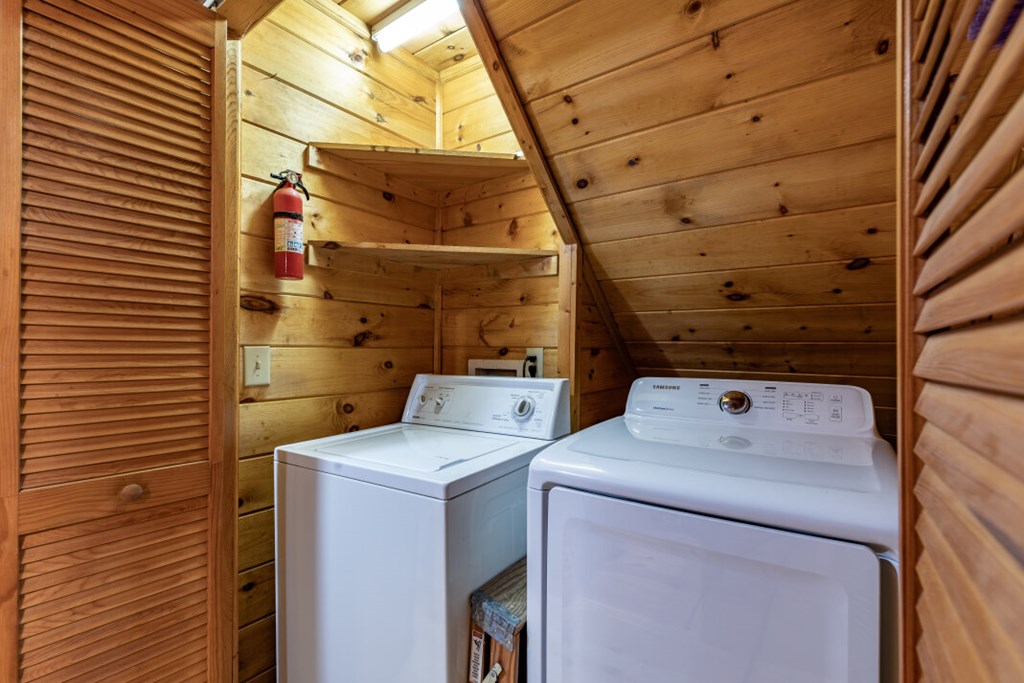 415459 Cherry Log Residential