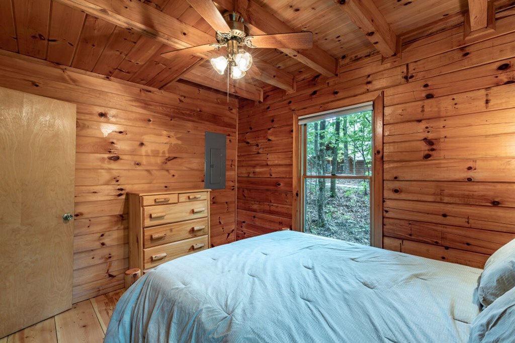 415459 Cherry Log Residential