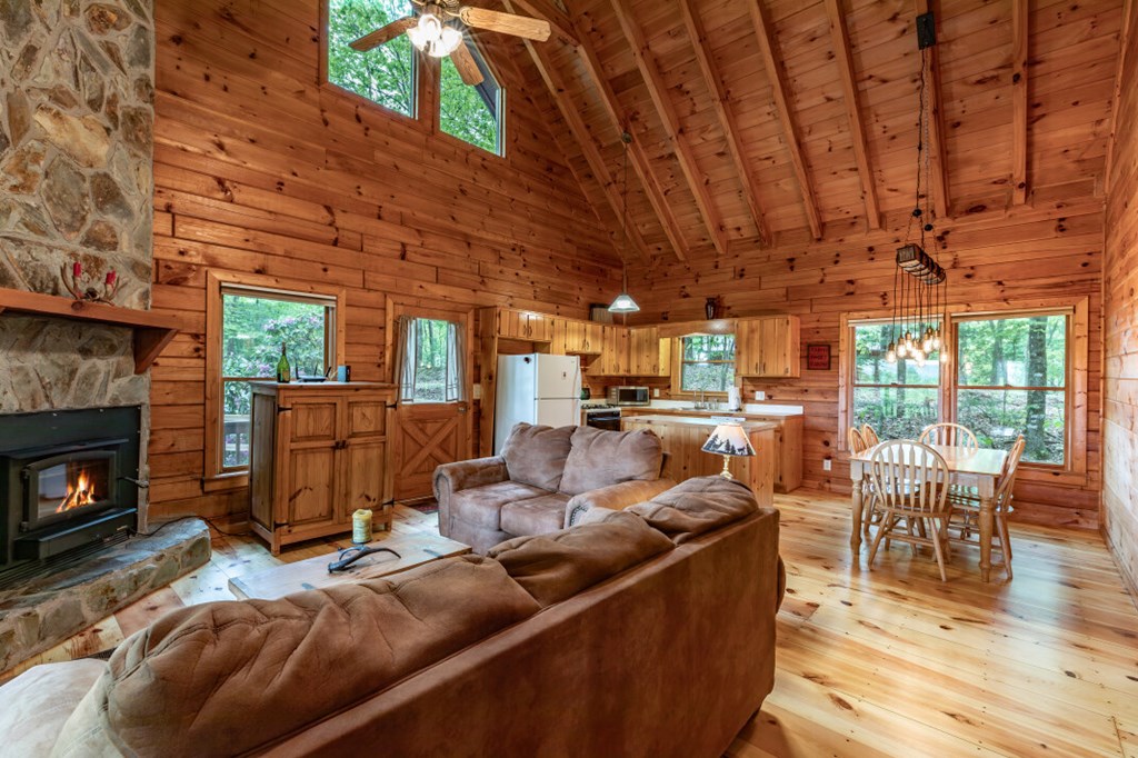 415459 Cherry Log Residential