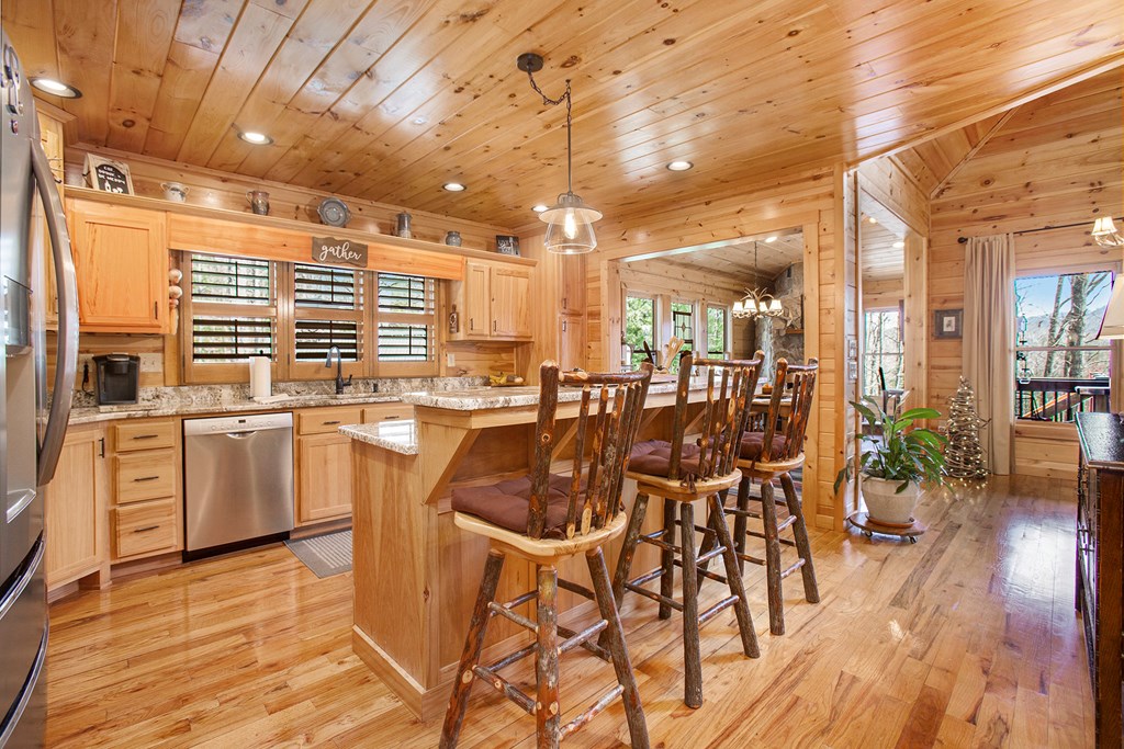 415461 Morganton Residential