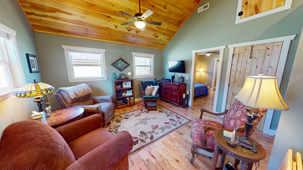 415470 Andrews Residential