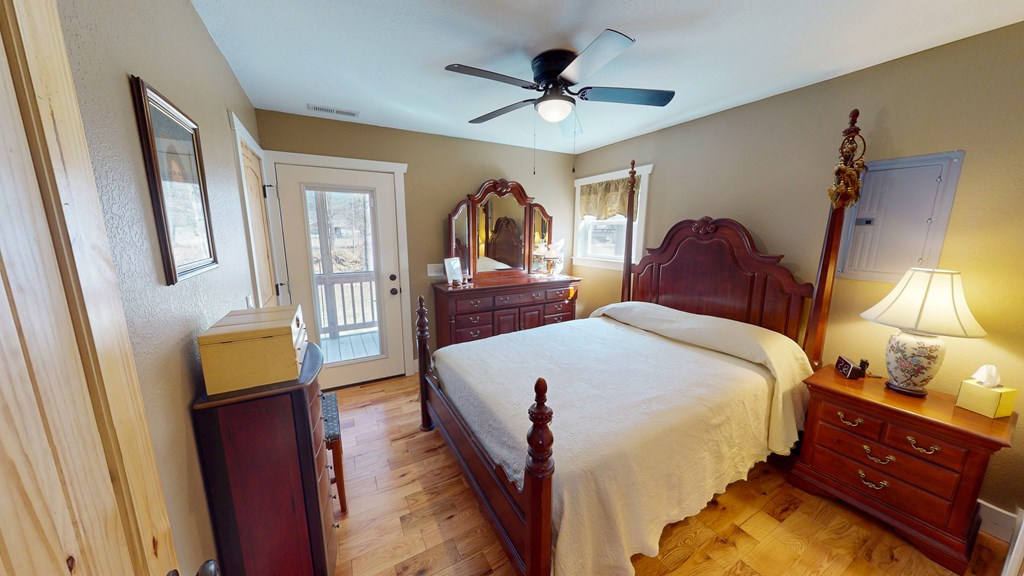 415470 Andrews Residential