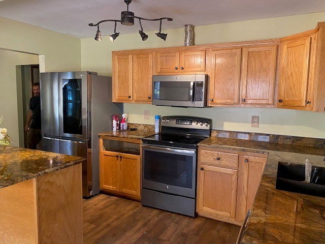 415476 Andrews Residential