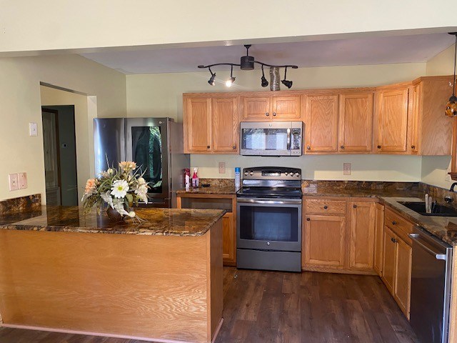 415476 Andrews Residential