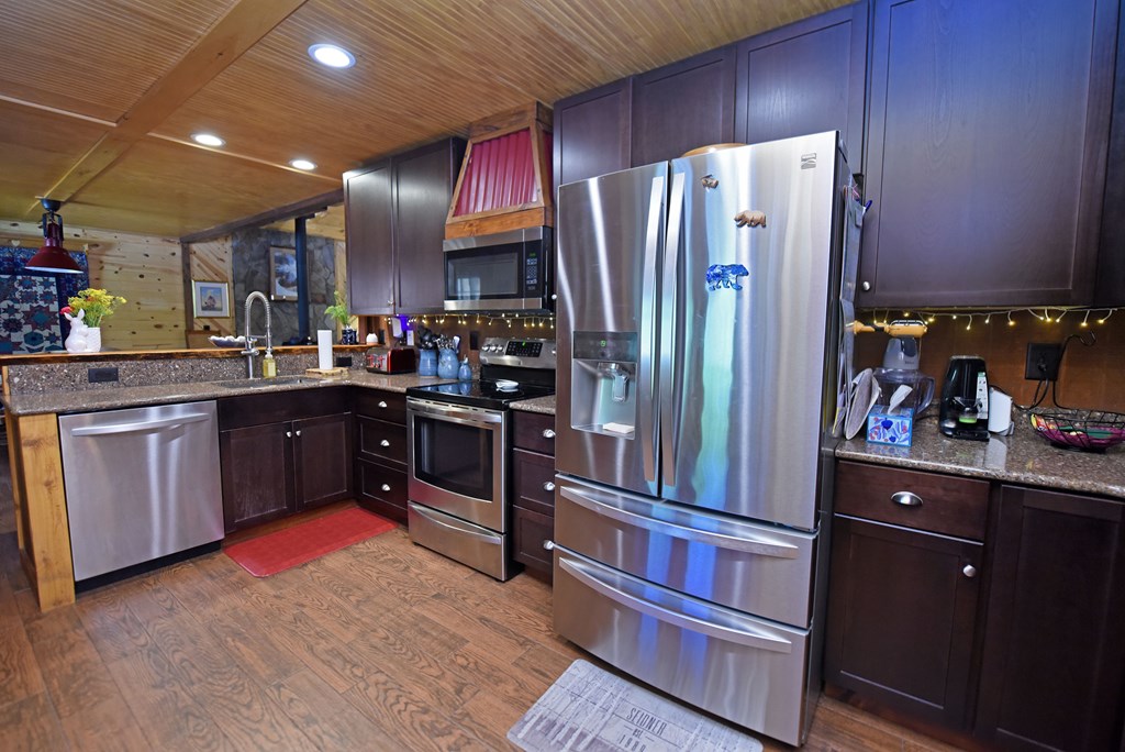 415480 Blairsville Residential