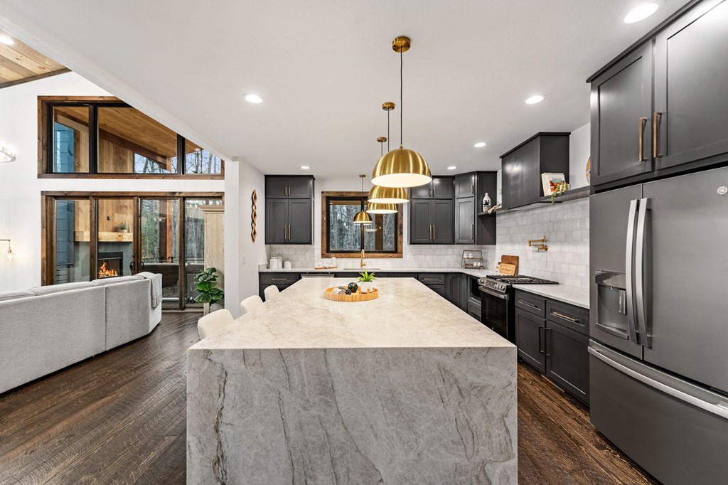 415484 McCaysville Residential