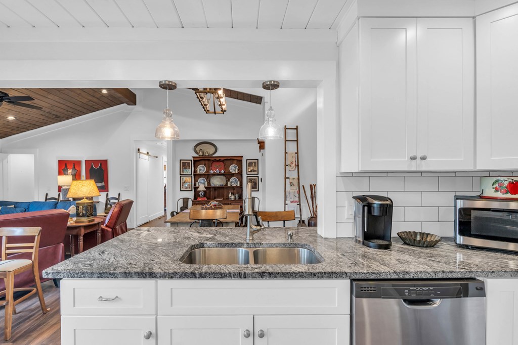 415487 Blairsville Residential