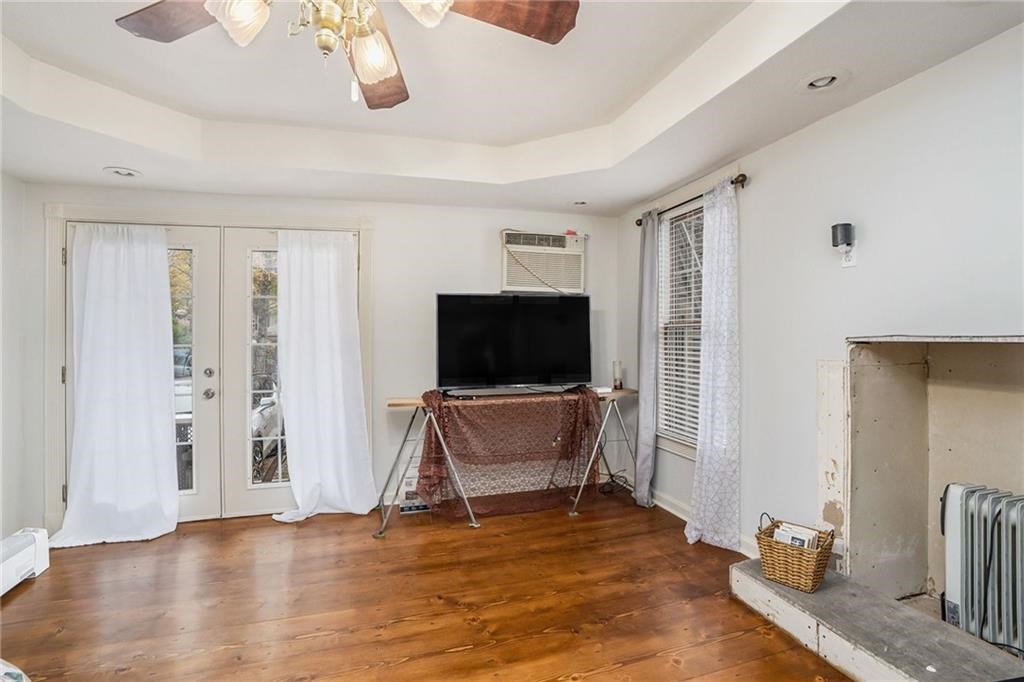 415489 Cleveland Residential