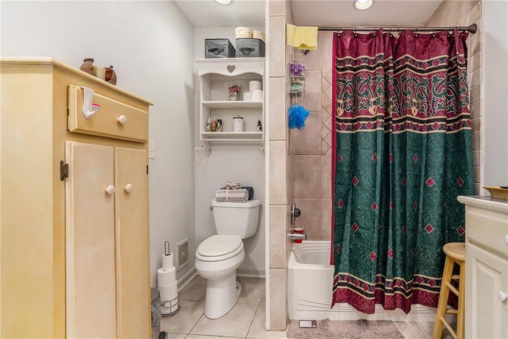 415489 Cleveland Residential
