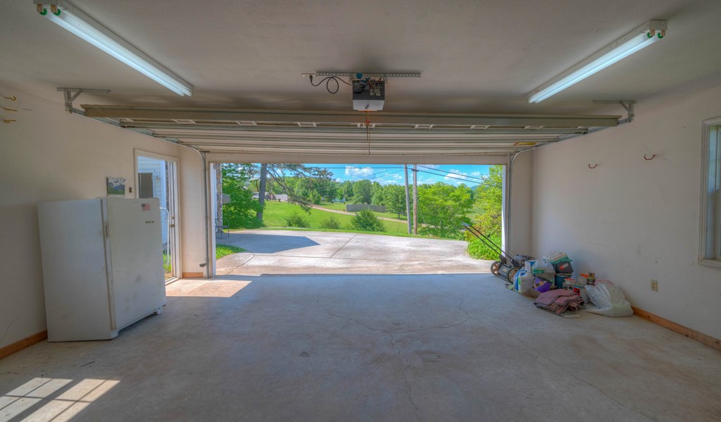 415496 Murphy Residential