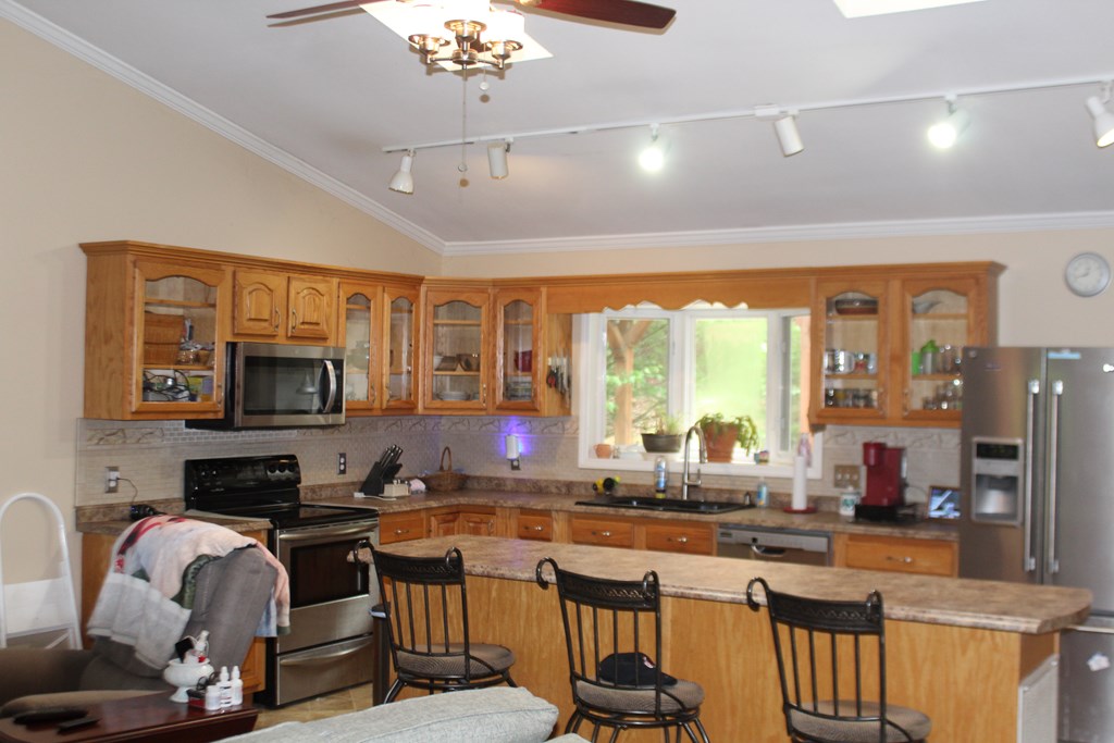 415499 Young Harris Residential