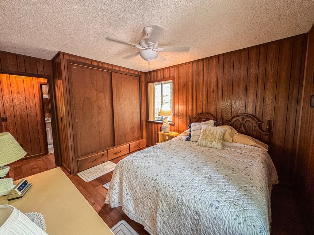 415518 Hayesville Residential