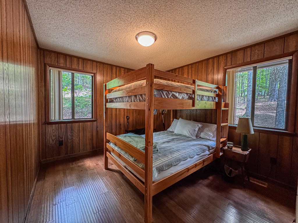 415518 Hayesville Residential