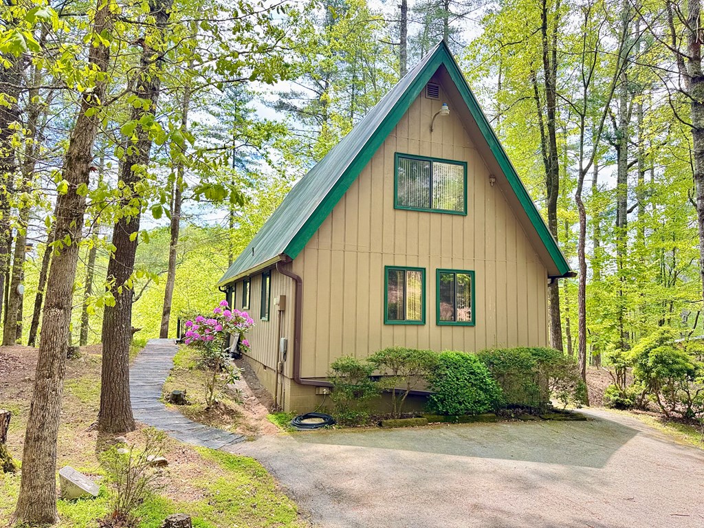 415518 Hayesville Residential