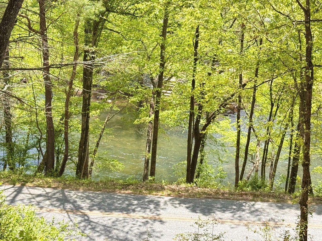415518 Hayesville Residential