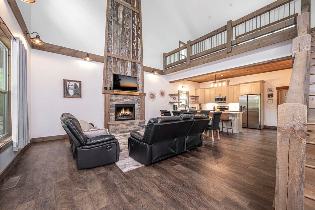 415548 Blue Ridge Residential