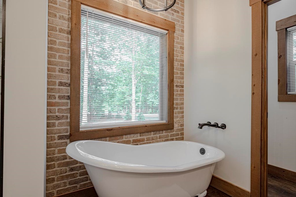 415548 Blue Ridge Residential